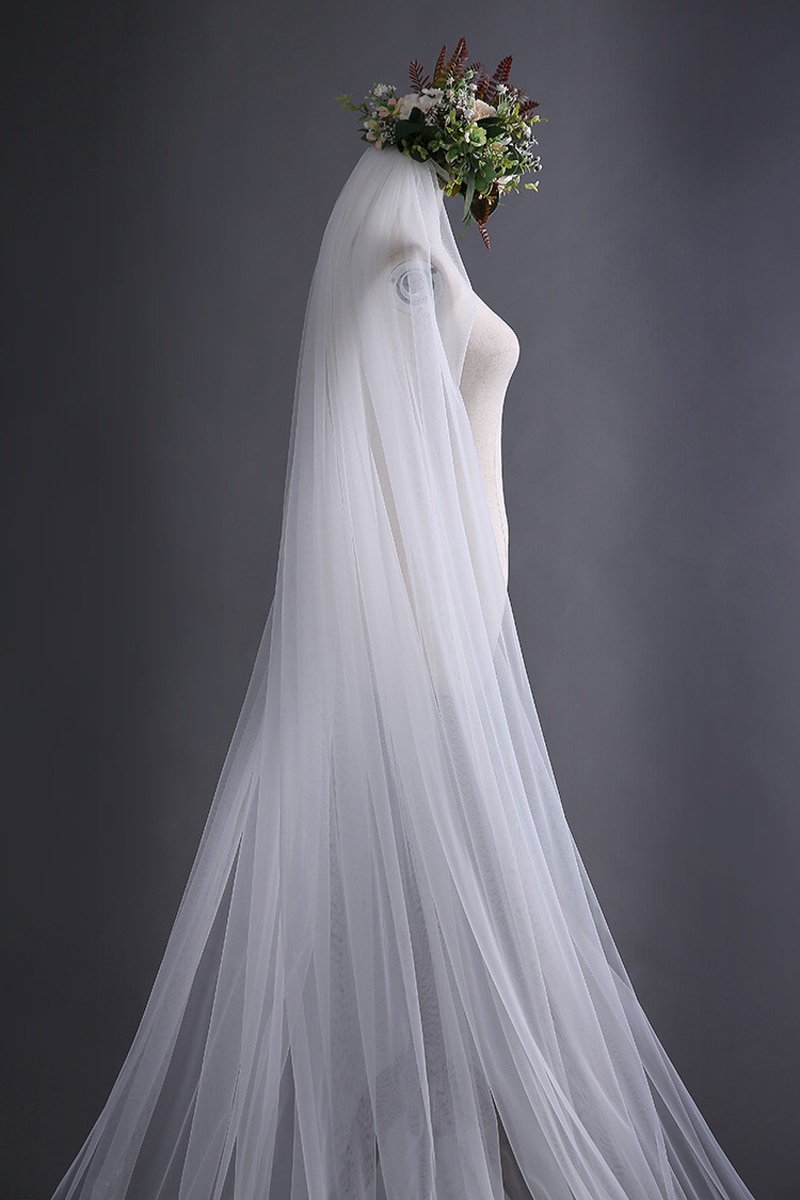 new Bridal Veil Ivory 3m Appliqued Long Wedding Veil Veu De Noiva With Lace edge Flowers Heart Design